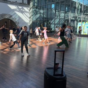 Screenshot_20251120_110105_Messages